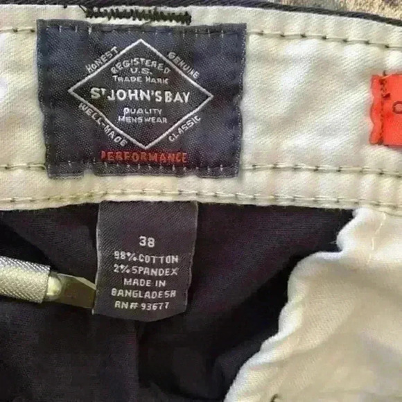 St John’s Bay shorts NWT - Picture 3 of 6